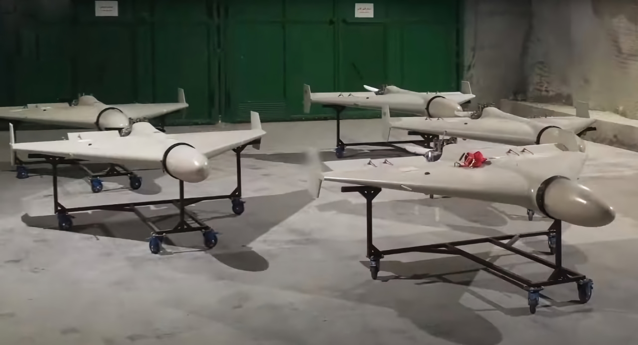Les forces de défense aérienne ukrainiennes ont abattu 8 drones kamikazes iraniens Shahed-136 dans la matinée. Les forces de défense aérienne ukrainiennes ont abattu 8 drones kamikazes iraniens Shahed-136 dans la matinée.