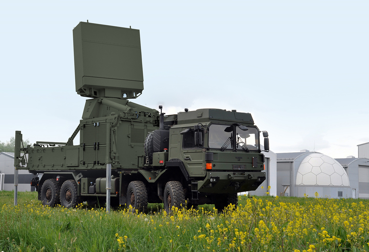 Hensoldt fournira à l'Ukraine des radars TRML-4D supplémentaires pour le système de défense aérienne IRIS-T SLM Hensoldt fournira à l'Ukraine des radars TRML-4D supplémentaires pour le système de défense aérienne IRIS-T SLM