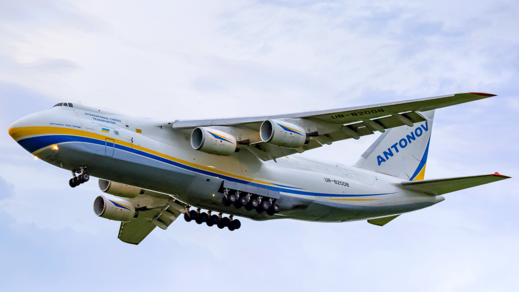 La puissance et la grandeur de l'AN-124 : L'histoire du géant de l'aviation ukrainienne An-124 Ruslan : Le géant du ciel ukrainien