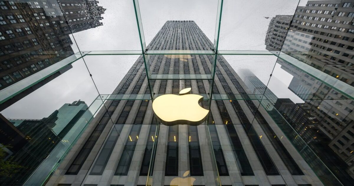 Restreindre la concurrence : L'UE inflige pour la première fois une amende de 500 millions de dollars à Apple 