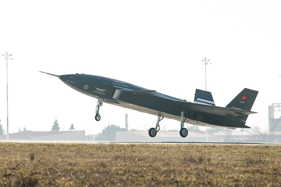 Derrière les coulisses de KIZILELMA, le drone de combat turc à la pointe de la technologie Explorer KIZILELMA : l'avenir de l'innovation aérospatiale turque