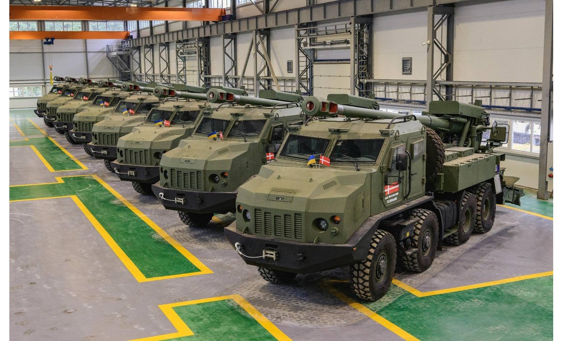 Coopération en action : le Danemark soutiendra lUkraine par lachat de systèmes dartillerie "Bohdana" Systèmes dartillerie ukrainiens "Bohdana" : Une nouvelle étape de coopération via le programme dachat danois