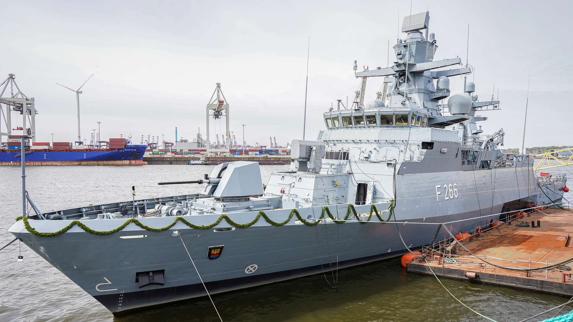 A l'épicentre de l'innovation : La corvette allemande de type "Emden La toute nouvelle corvette allemande "Emden" : L'appel des fonds marins
