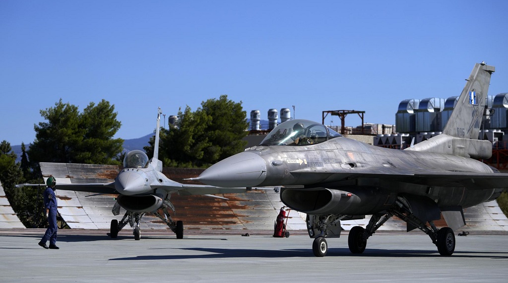 La Bulgarie a commandé un F-16 il y a 5 ans, mais le pays n'a pas encore préparé l'infrastructure et les pilotes. La Bulgarie a commandé un F-16 il y a 5 ans, mais le pays n'a pas encore préparé l'infrastructure et les pilotes.
