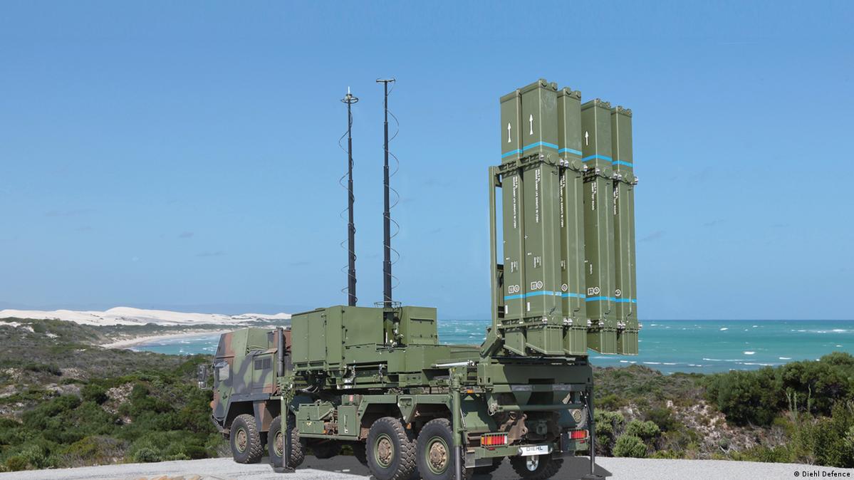 Une plongée approfondie dans l'IRIS-T : Révolutionner les systèmes de défense aérienne Explorer les capacités avancées de l'IRIS-T : Le missile air-air de nouvelle génération