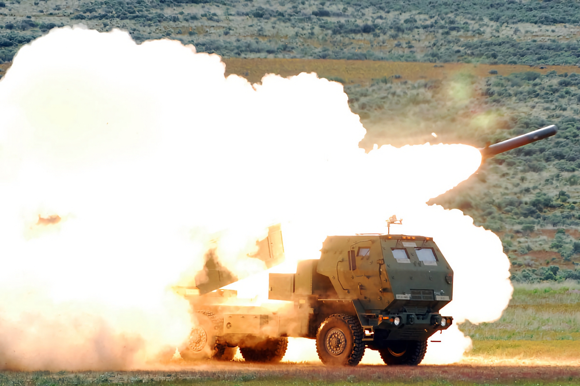 Les États-Unis annoncent un nouveau programme d'aide militaire de 275 millions de dollars pour l'Ukraine, comprenant des munitions pour HIMARS et de l'artillerie Les États-Unis annoncent un nouveau programme d'aide militaire de 275 millions de dollars pour l'Ukraine, comprenant des munitions pour HIMARS et de l'artillerie