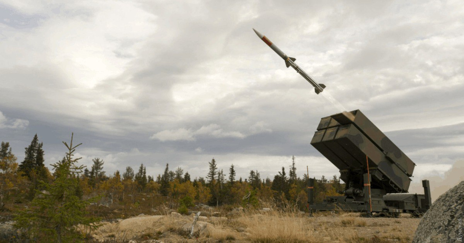 En 2022, l'AFU a abattu 453 missiles russes et 85 drones kamikazes qui attaquaient les infrastructures énergétiques. En 2022, l'AFU a abattu 453 missiles russes et 85 drones kamikazes qui attaquaient les infrastructures énergétiques.