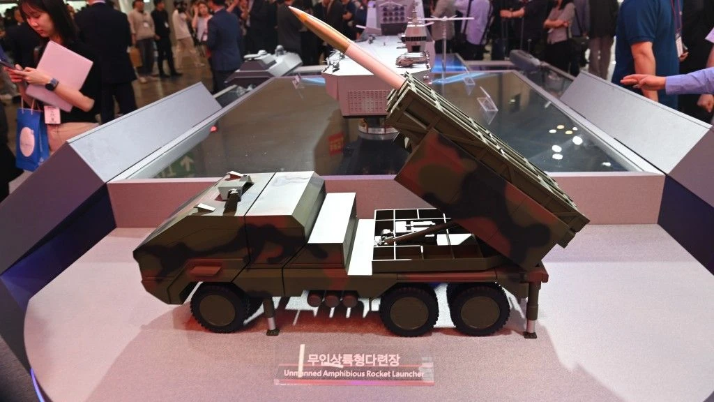 Hanwha Aerospace : technologies avancées pour les véhicules aériens sans pilote En avant vers le futur : un système de défense aérienne sans pilote de Hanwha Aerospace