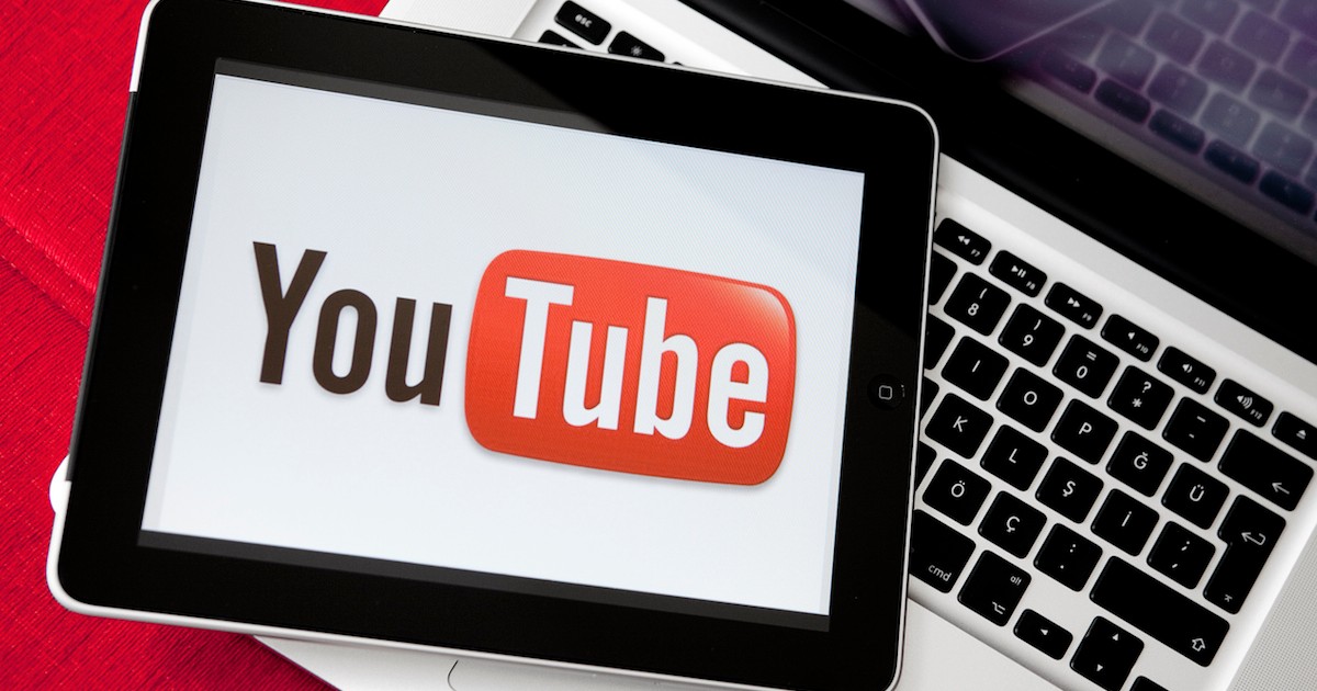 YouTube rétablit les succès d'Adele et de Kanye West après un accord avec la SESAC YouTube rétablit les succès d'Adele et de Kanye West après un accord avec la SESAC