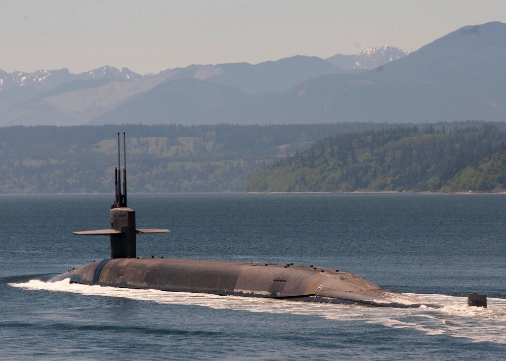 Le sous-marin nucléaire américain USS Louisiana (SSBN 743) a lancé avec succès le Trident II D5LE, le missile balistique intercontinental le plus avancé au monde.