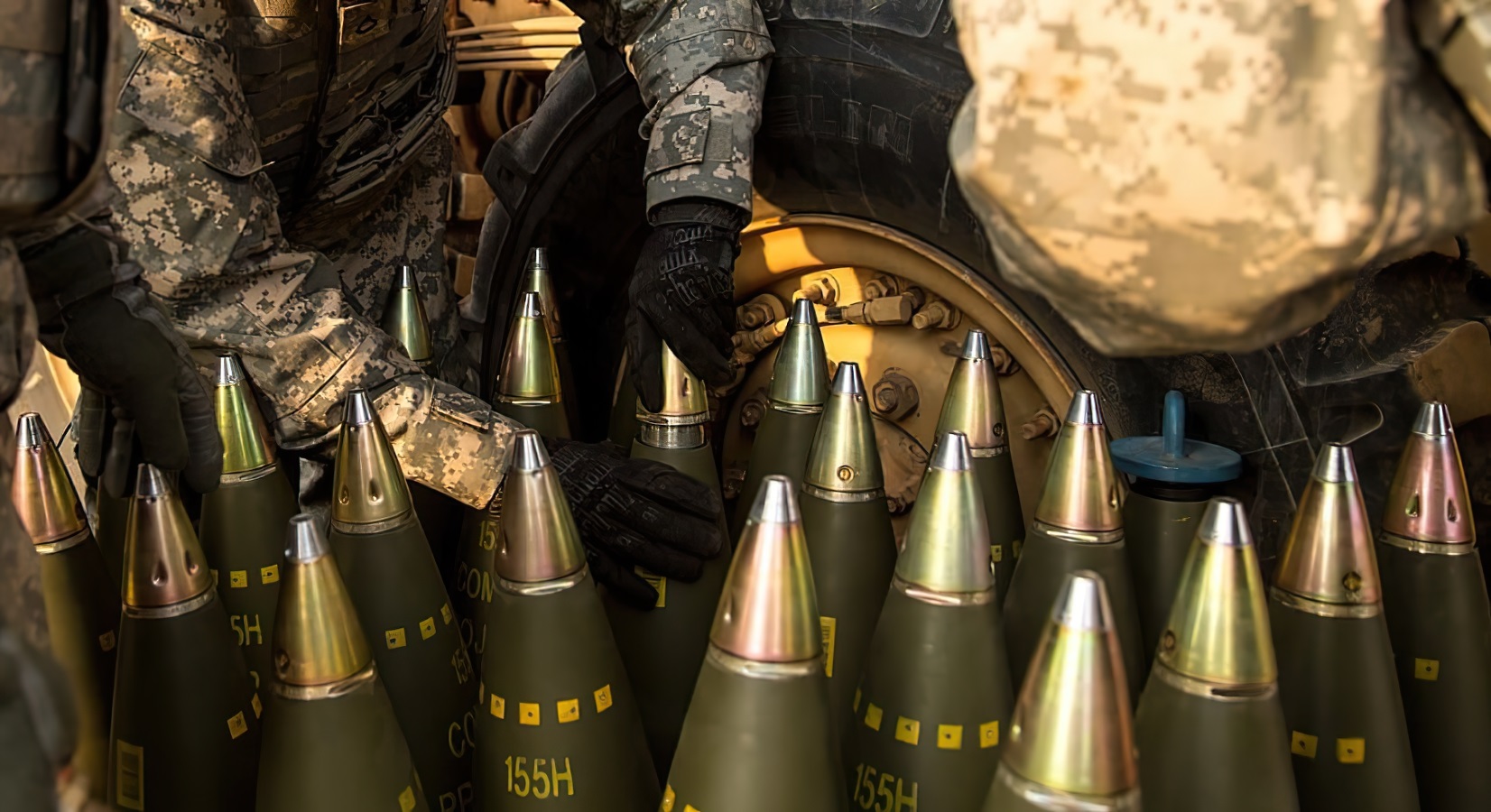 Munitions de calibre 155 mm. Illustration : Armée américaine Munitions de calibre 155 mm. Illustration : Armée américaine