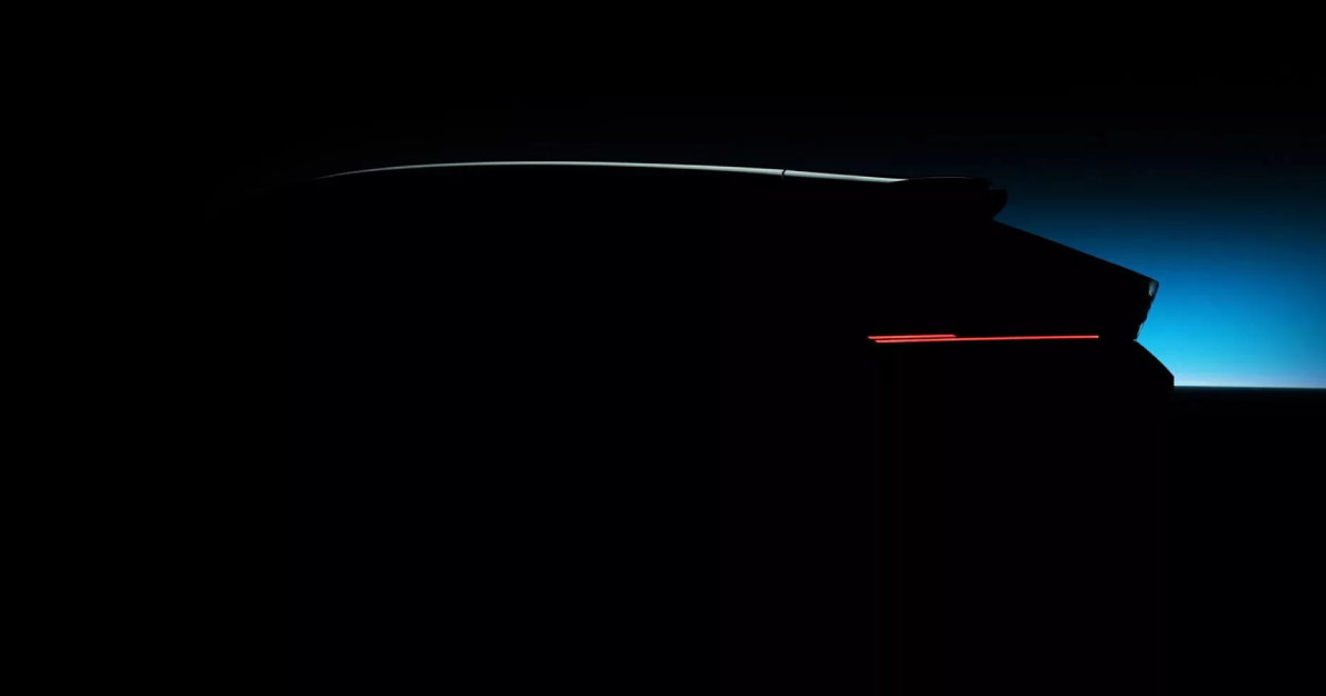 Silhouette assombrie du concept BMW avec des ailes arrière expressives Silhouette assombrie du concept BMW avec des ailes arrière expressives
