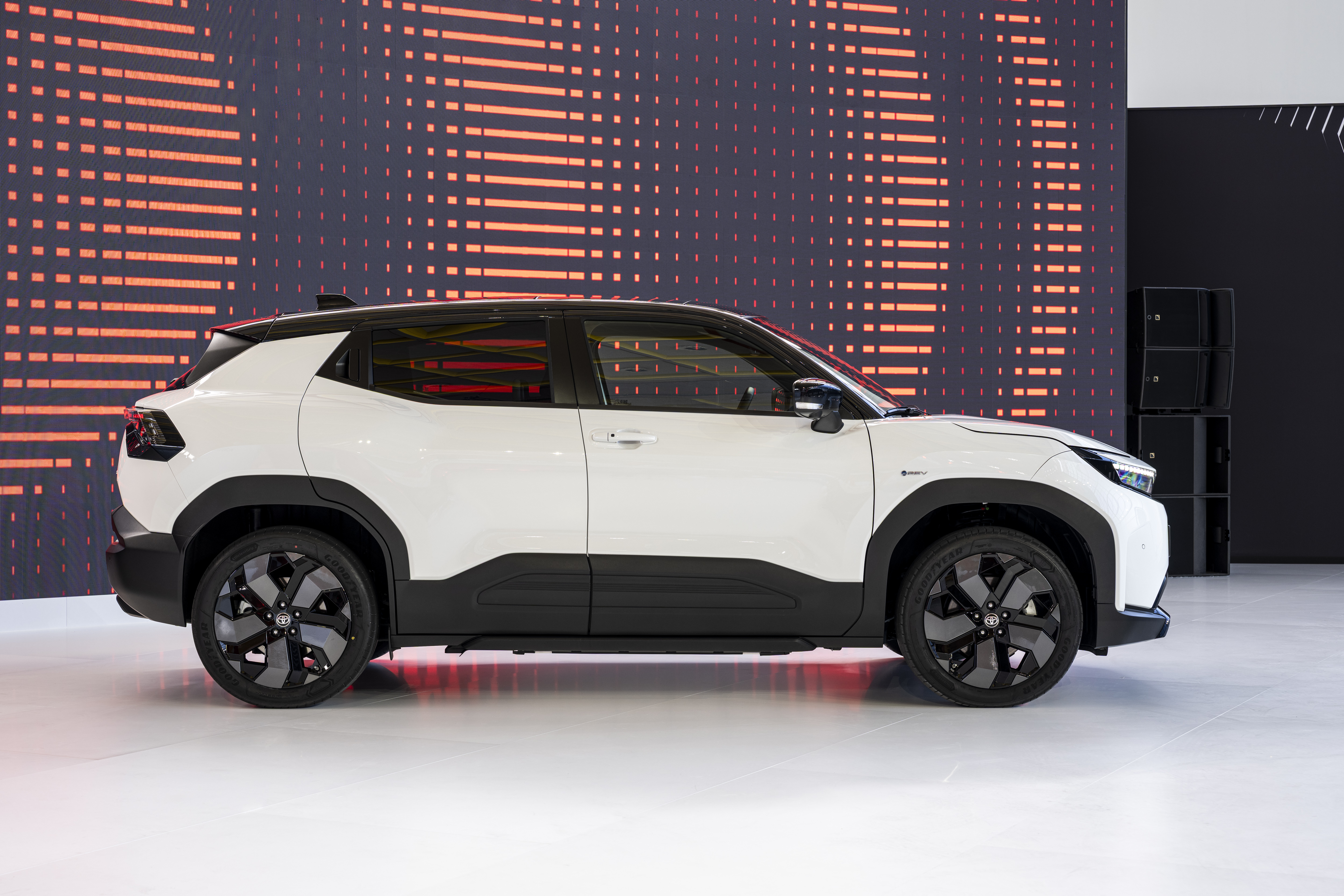 Toyota Urban Cruiser 2025 extérieur - vue arrière Toyota Urban Cruiser 2025 extérieur - vue arrière