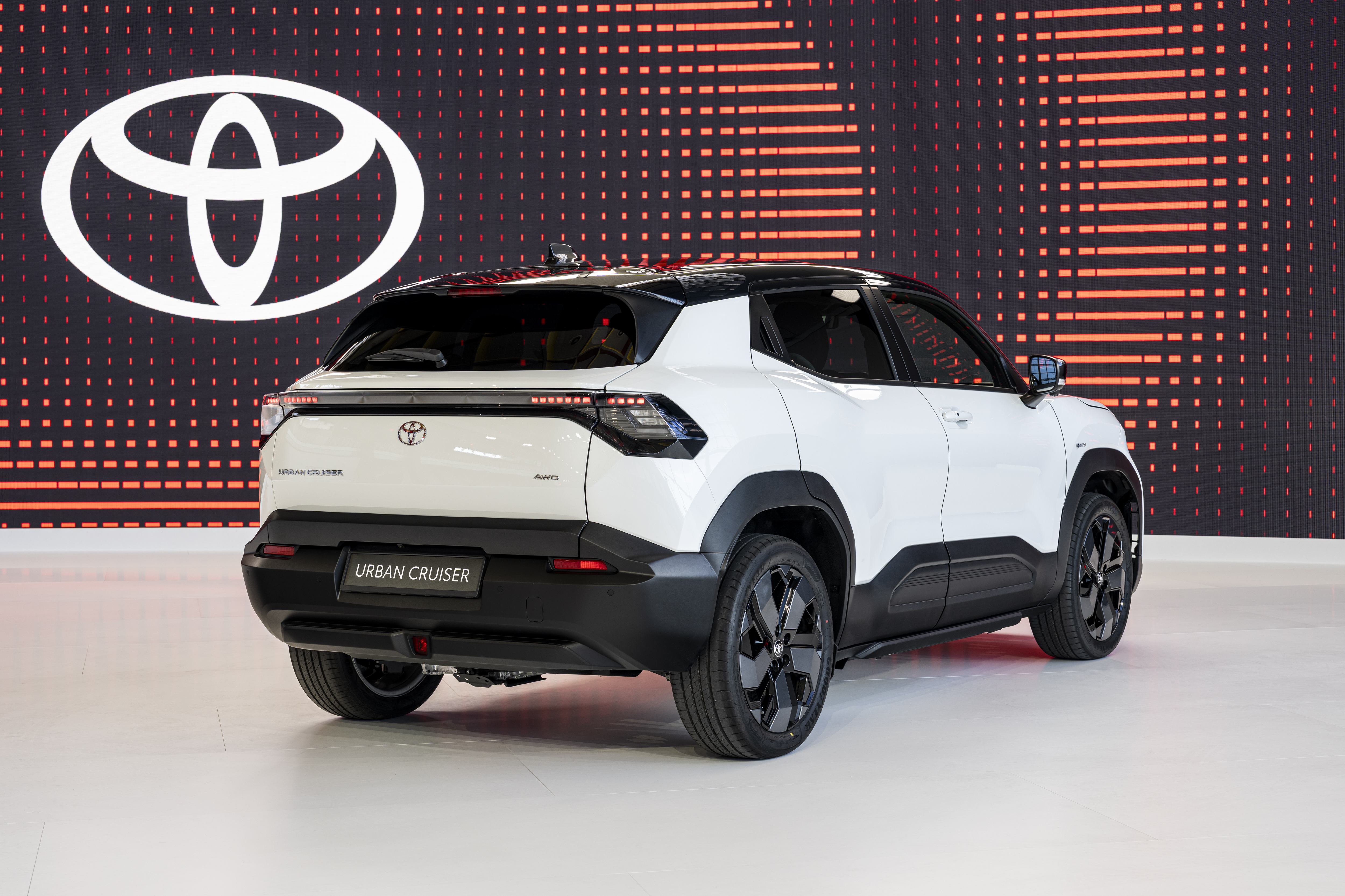 Toyota Urban Cruiser 2025 extérieur - vue panoramique Toyota Urban Cruiser 2025 extérieur - vue panoramique
