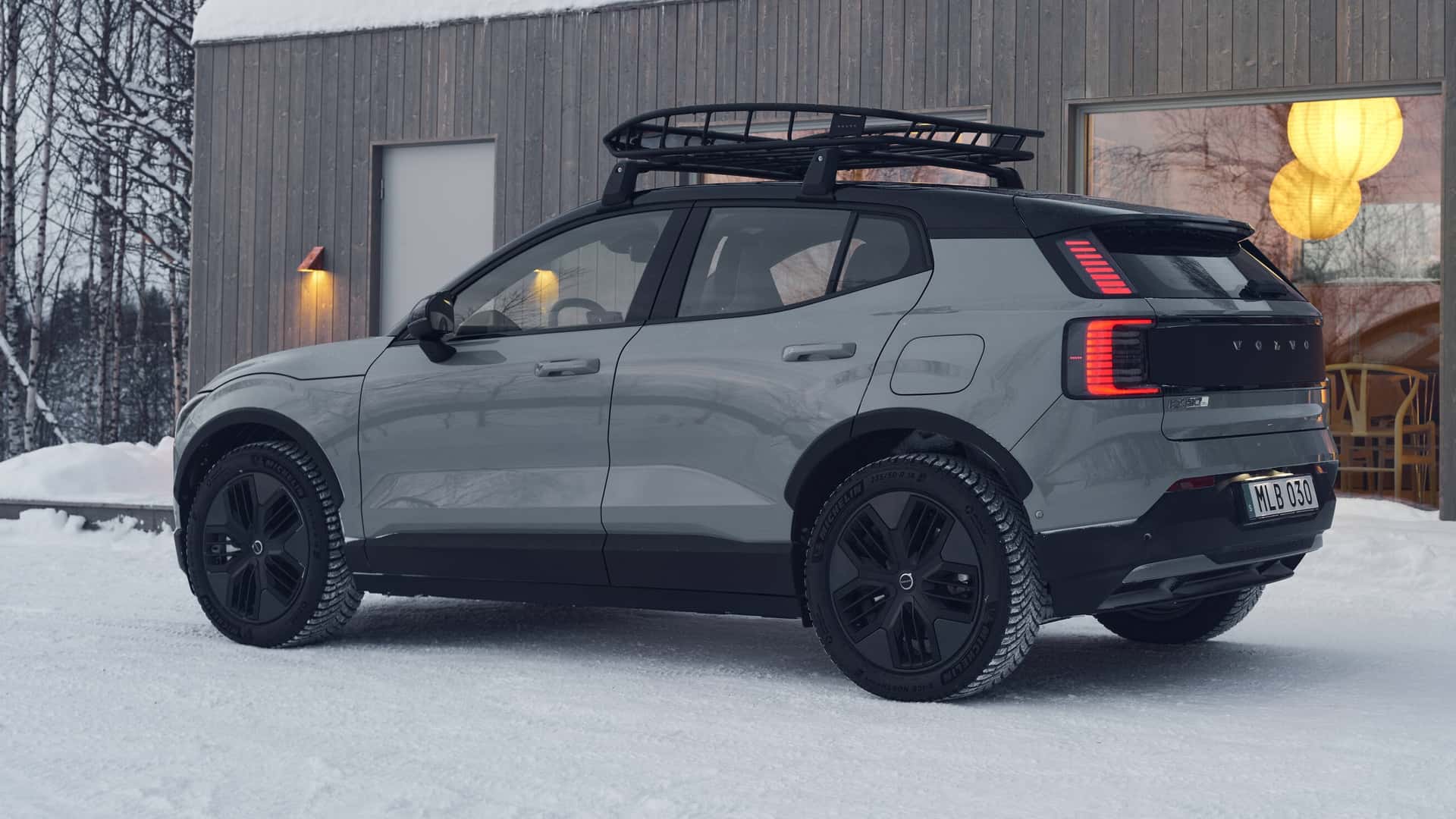 Volvo EX30 Cross Country en pleine nature
