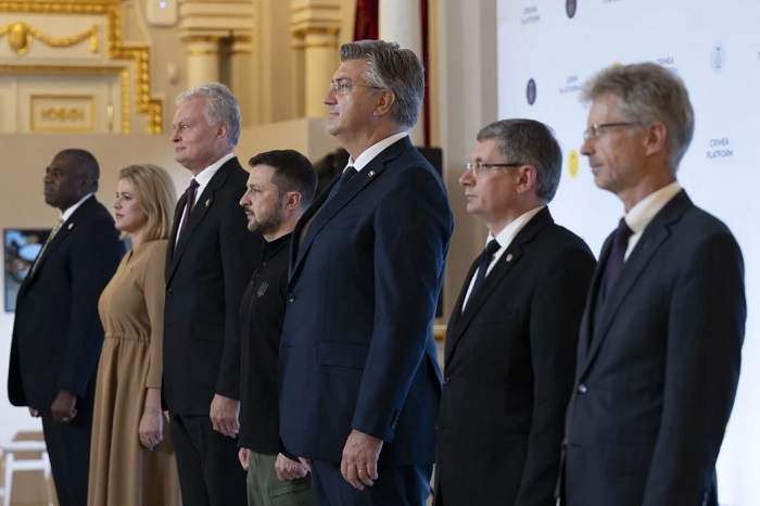 Les États-Unis, le Royaume-Uni, la Lettonie et la Croatie ont annoncé d'importants programmes d'aide à l'Ukraine, d'une valeur d'environ 1,8 milliard de dollars.-4 Les États-Unis, le Royaume-Uni, la Lettonie et la Croatie ont annoncé d'importants programmes d'aide à l'Ukraine, d'une valeur d'environ 1,8 milliard de dollars.-4