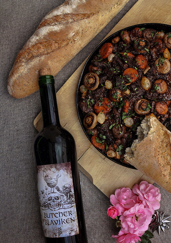 Stew from The Witcher : les précommandes sont ouvertes pour le livre de cuisine coloré basé sur l'univers de The Witcher. Vous pourrez cuisiner 80 plats uniques à partir d'une variété d'aliments-2