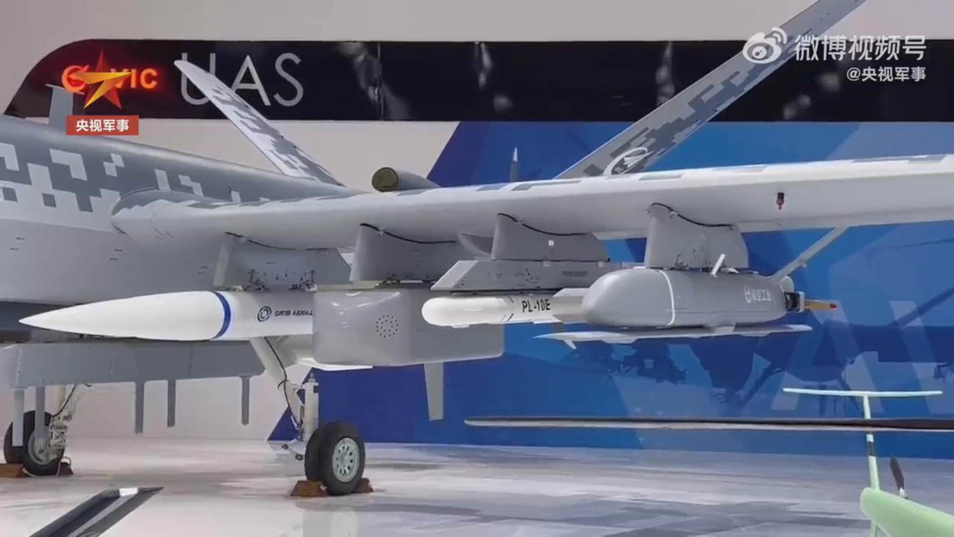 La Chine a dévoilé le drone de reconnaissance Wing Loong 3, concurrent du MQ-9B SkyGuardian, doté d'une portée de 10 000 km et de missiles PL-10.-3 La Chine a dévoilé le drone de reconnaissance Wing Loong 3, concurrent du MQ-9B SkyGuardian, doté d'une portée de 10 000 km et de missiles PL-10.-3