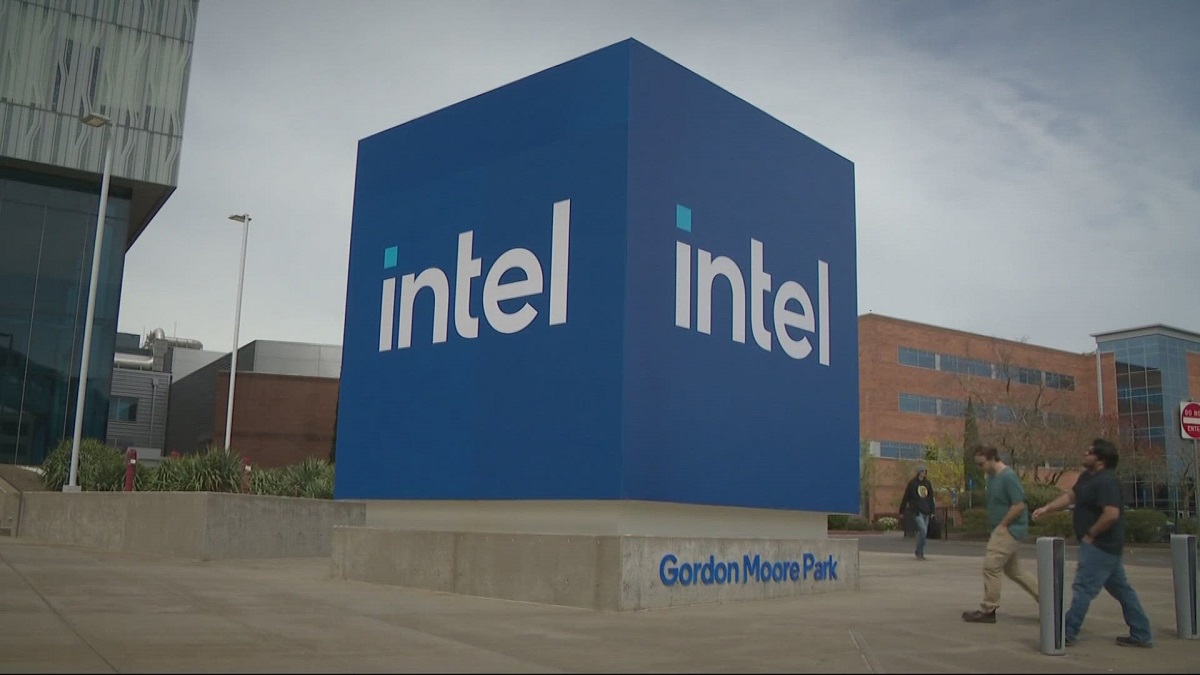 Les décisions difficiles d'Intel se poursuivent : l'entreprise licencie 1 300 personnes dans son usine de l'Oregon. Les décisions difficiles d'Intel se poursuivent : l'entreprise licencie 1 300 personnes dans son usine de l'Oregon.