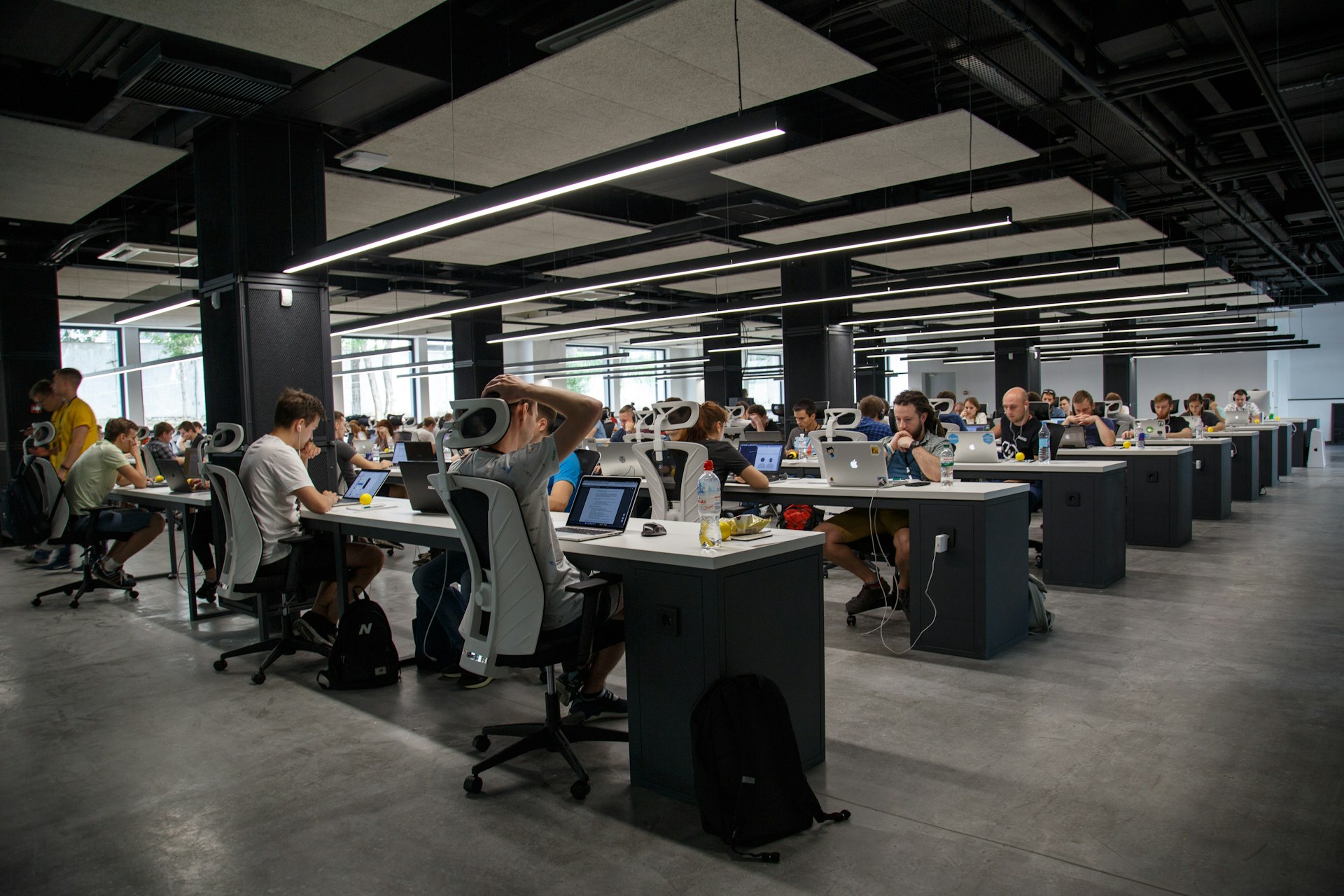 Les nouvelles technologies d'intelligence artificielle menacent des millions d'emplois au Royaume-Uni, selon des chercheurs Les nouvelles technologies d'intelligence artificielle menacent des millions d'emplois au Royaume-Uni, selon des chercheurs