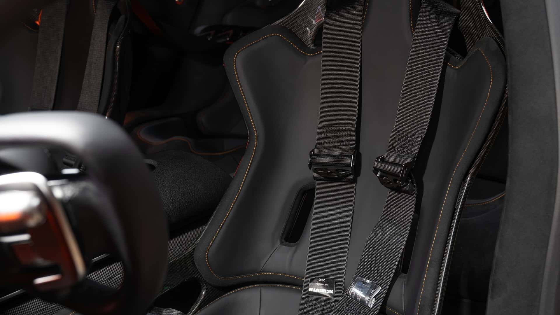Intérieur arrière du concept Mercedes-AMG GT XX Intérieur arrière du concept Mercedes-AMG GT XX