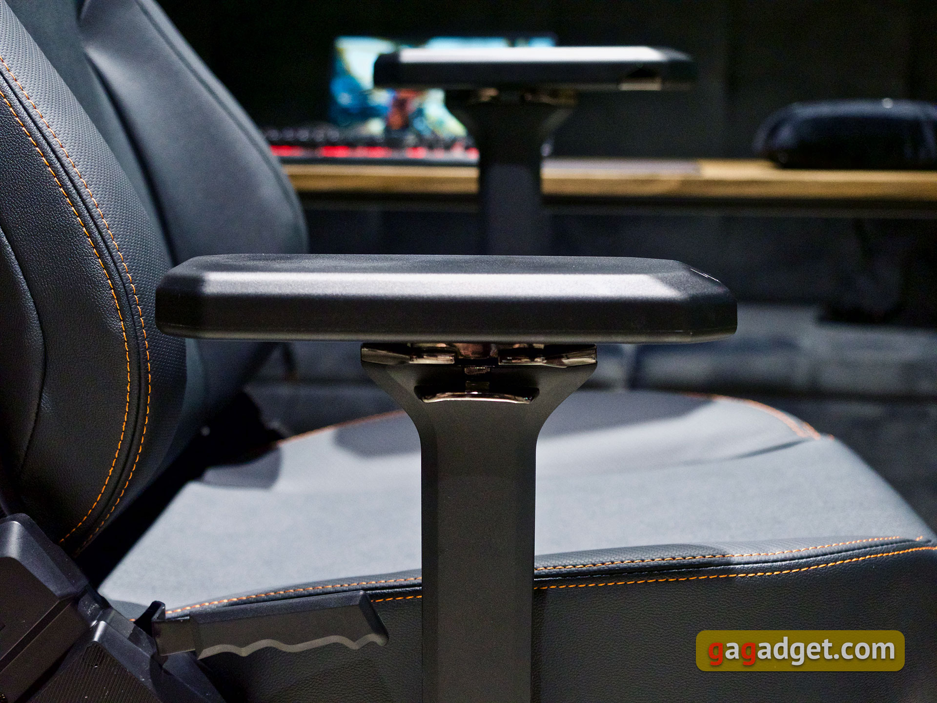 Trône pour le jeu : un examen du Anda Seat Kaiser 3 XL-36 Trône pour le jeu : un examen du Anda Seat Kaiser 3 XL-36