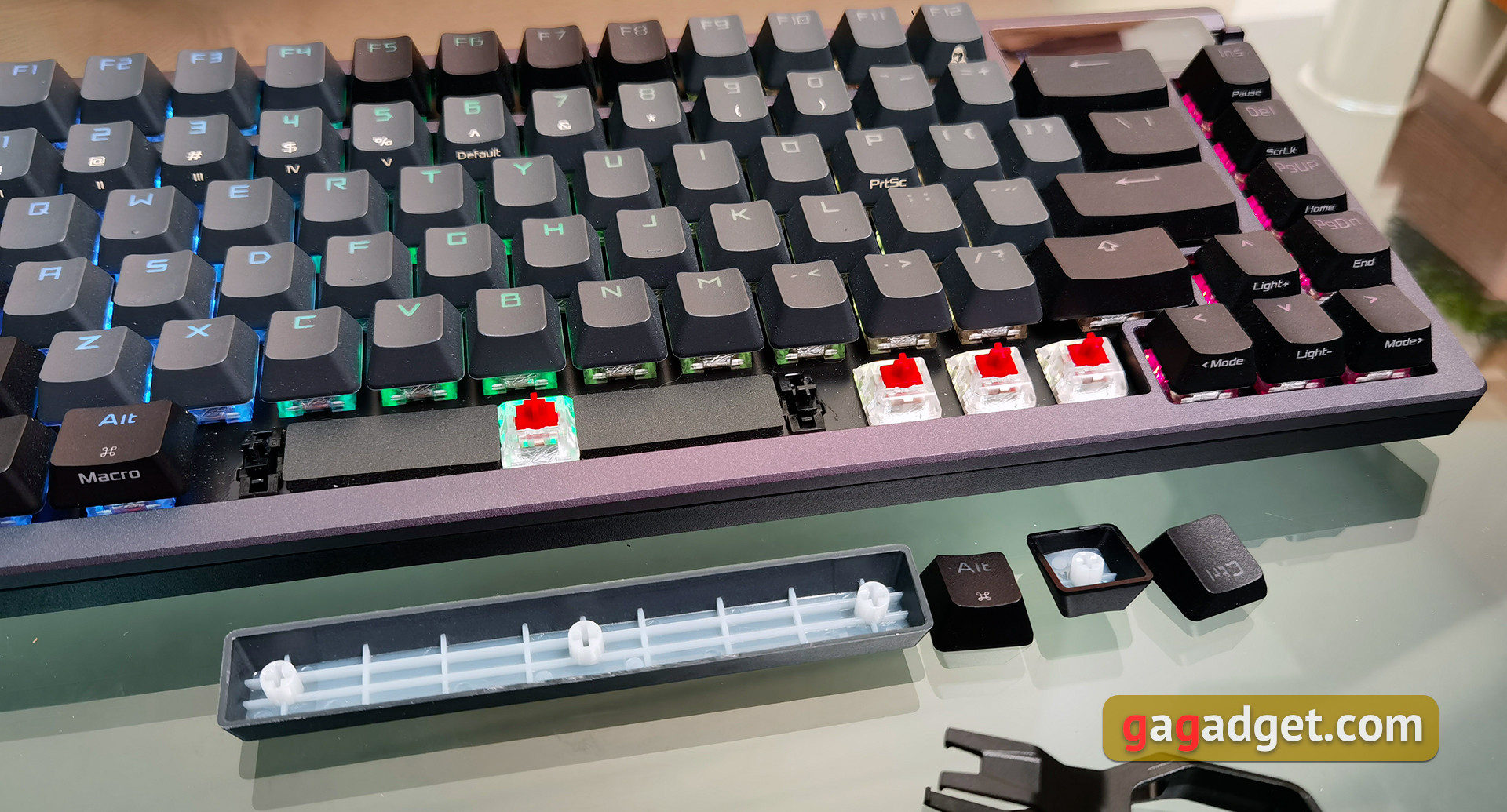 ASUS ROG Azoth : un clavier mécanique sans compromis pour les joueurs, comme vous ne vous y attendez pas-40 ASUS ROG Azoth : un clavier mécanique sans compromis pour les joueurs, comme vous ne vous y attendez pas-40