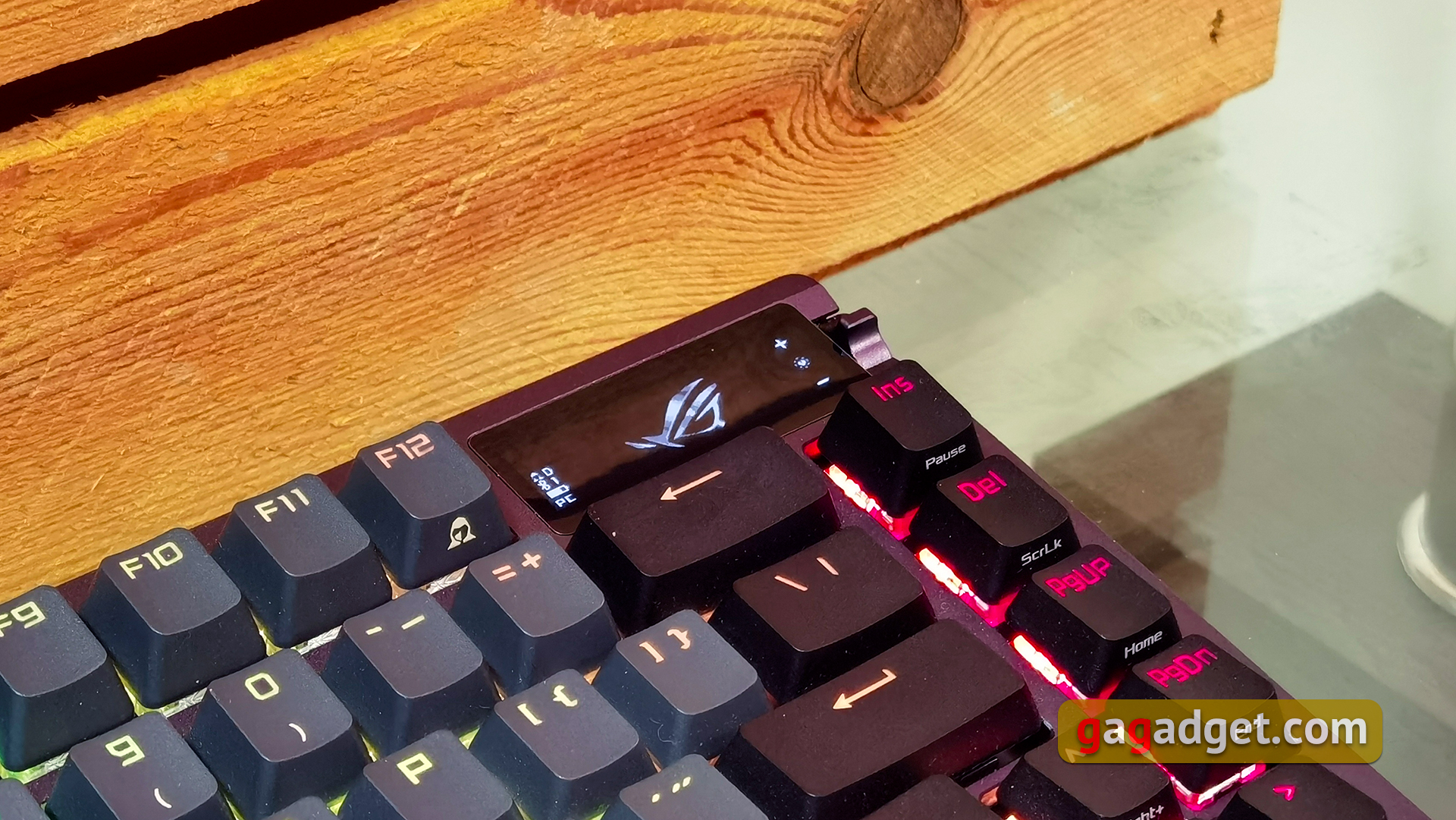 ASUS ROG Azoth : un clavier mécanique sans compromis pour les joueurs, comme vous ne vous y attendez pas-55 ASUS ROG Azoth : un clavier mécanique sans compromis pour les joueurs, comme vous ne vous y attendez pas-55