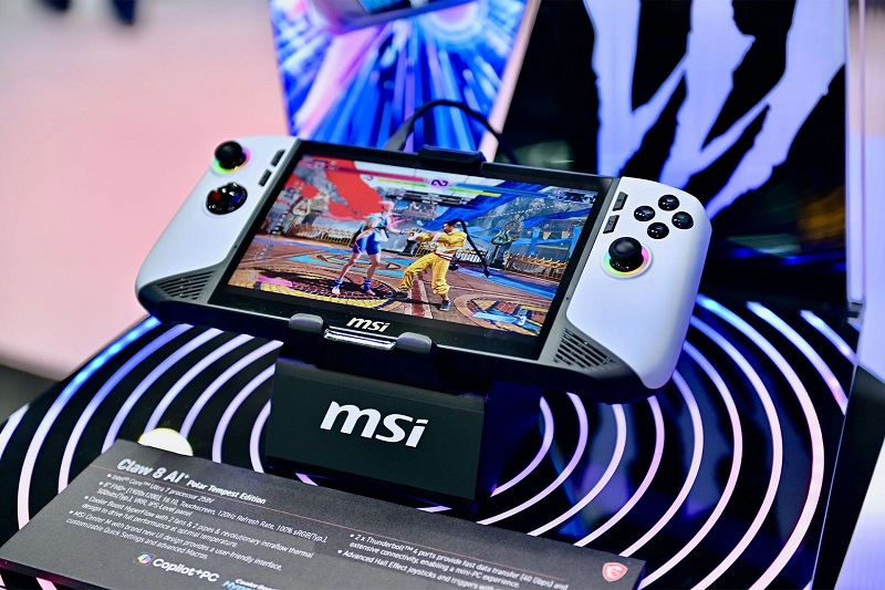 MSI Claw 8 AI+ Polar Tempest Edition au Computex 2025