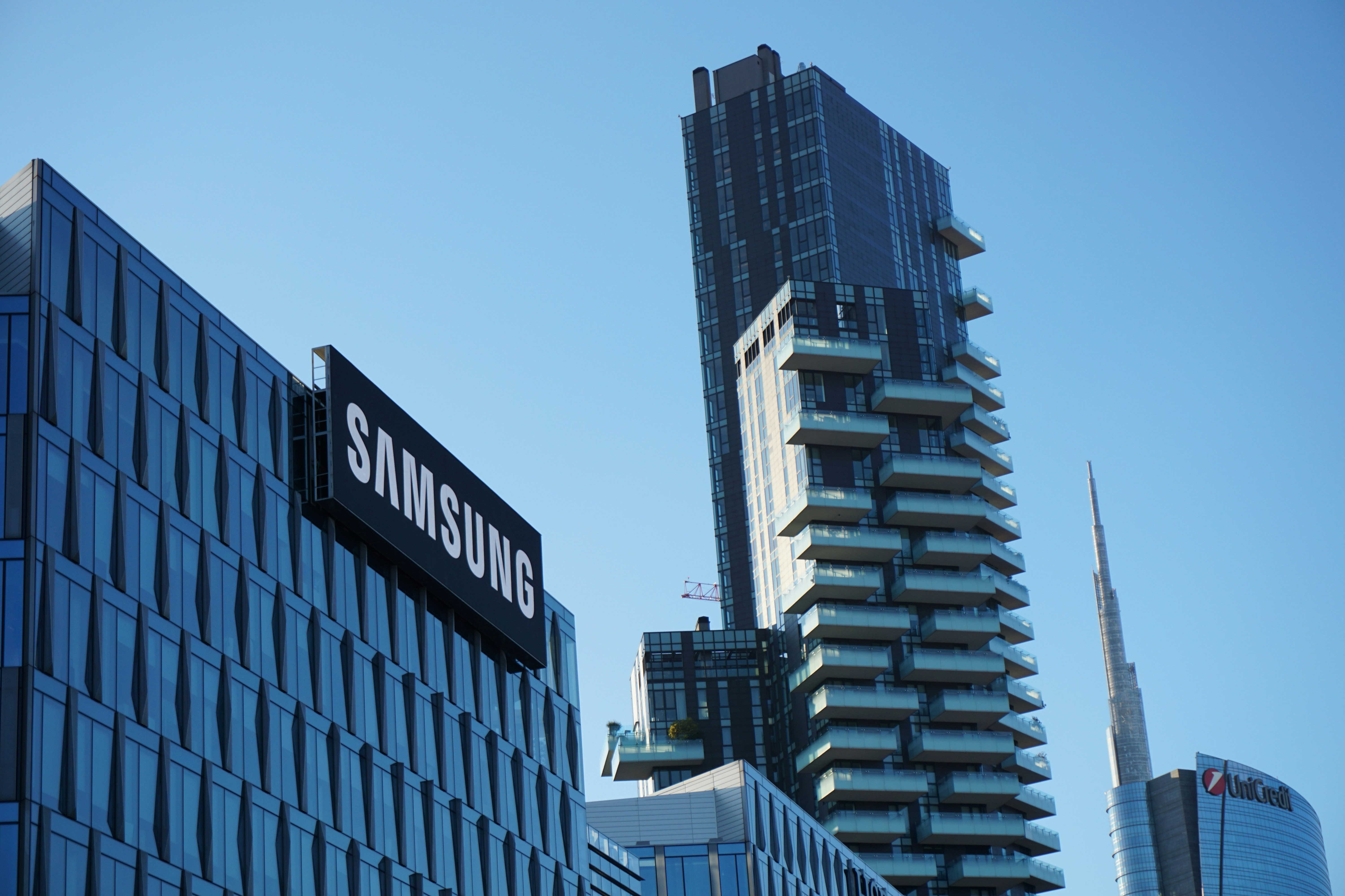 Samsung dévoile une nouvelle puce de mémoire IA d'une capacité actuellement record