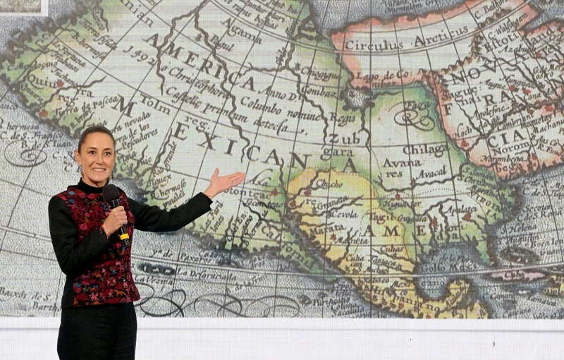 Claudia Sheinbaum avec une carte historique du Mexique Claudia Sheinbaum avec une carte historique du Mexique