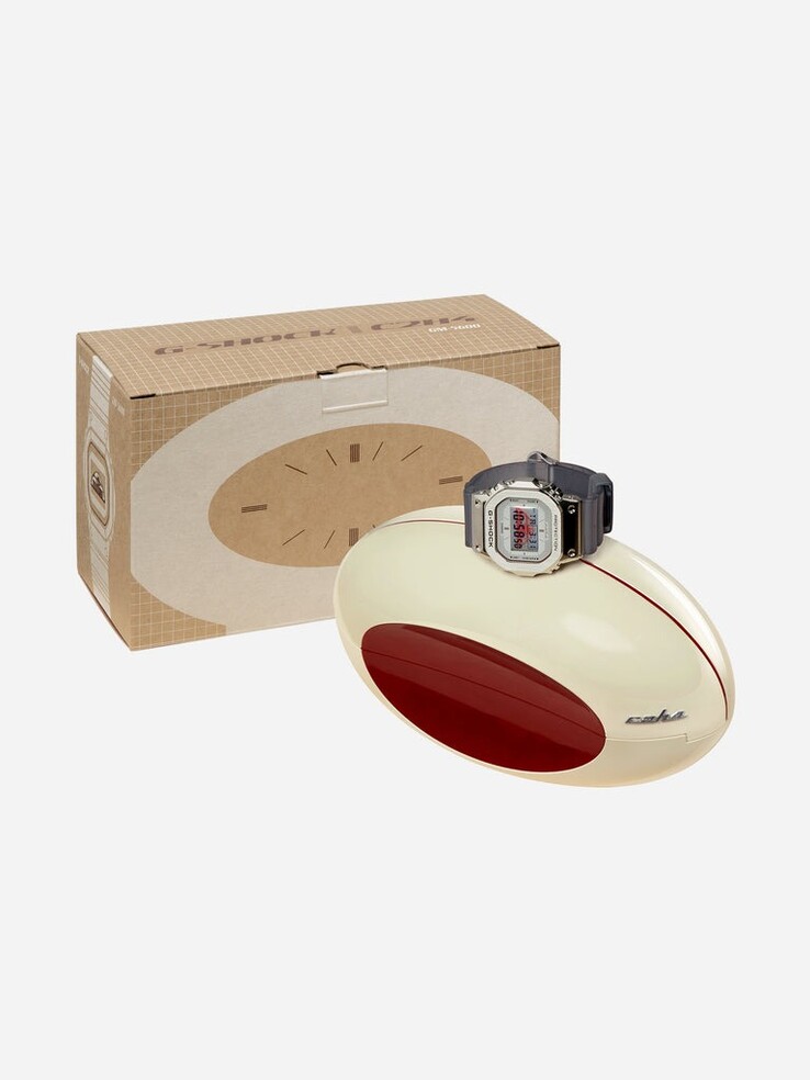 GM-5600 'The Space Age' par C2H4 et G-Shock GM-5600 'The Space Age' par C2H4 et G-Shock