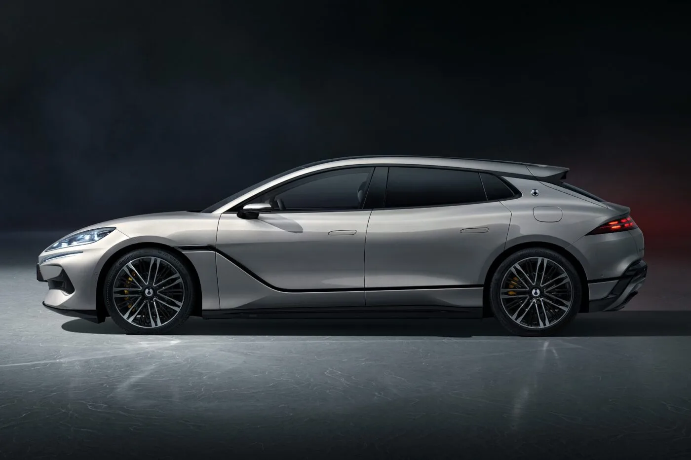 Design du modèle Denza Z9GT