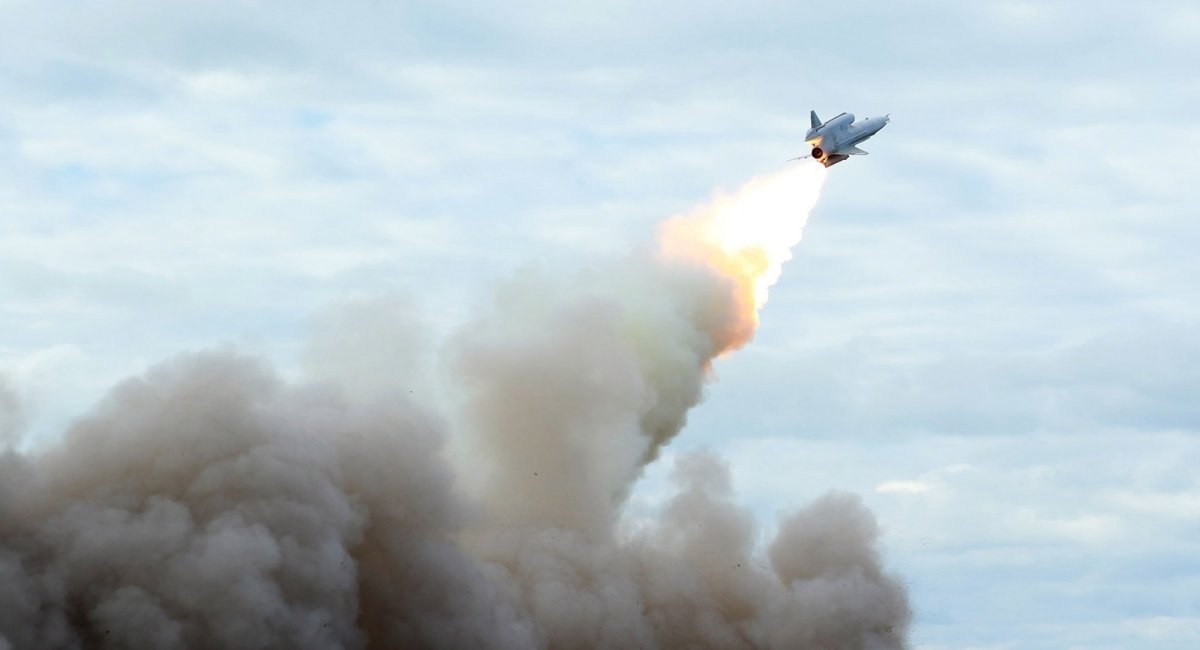 L'Ukraine a officiellement confirmé l'utilisation de drones Tu-141 pour cibler les bombardiers nucléaires Tu-95MS et Tu-22M3 sur le territoire russe.