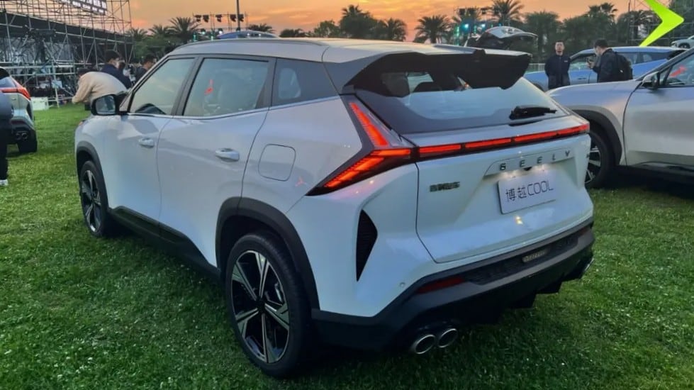 AvtoVAZ a présenté le LADA Azimut, qui est en fait un crossover Geely Boyue Cool-3 Geely Boyue Cool