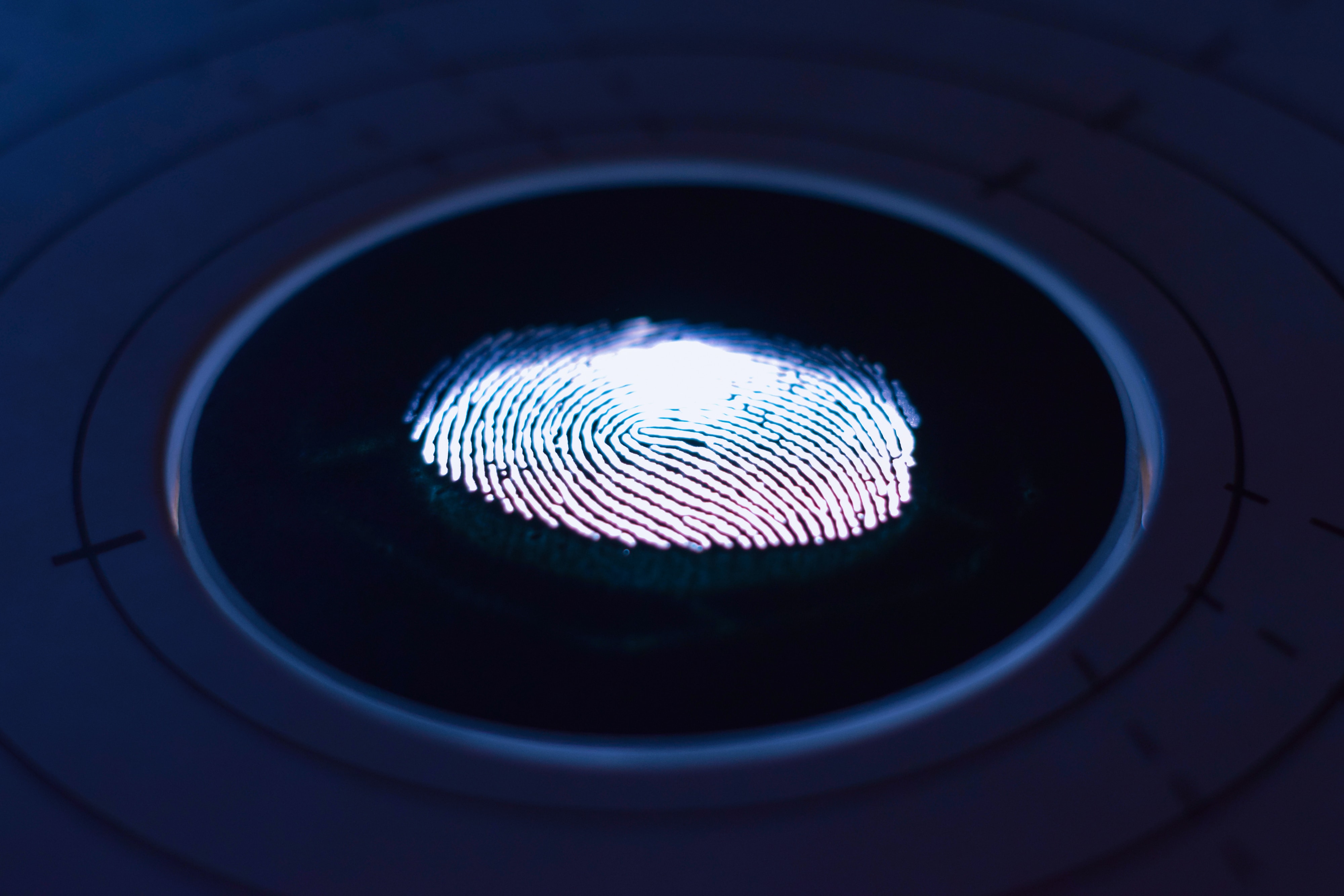 L'intelligence artificielle a découvert des similitudes entre les empreintes digitales d'une personne, ce que l'on croyait impossible jusqu'à présent. L'intelligence artificielle a découvert des similitudes entre les empreintes digitales d'une personne, ce que l'on croyait impossible jusqu'à présent.