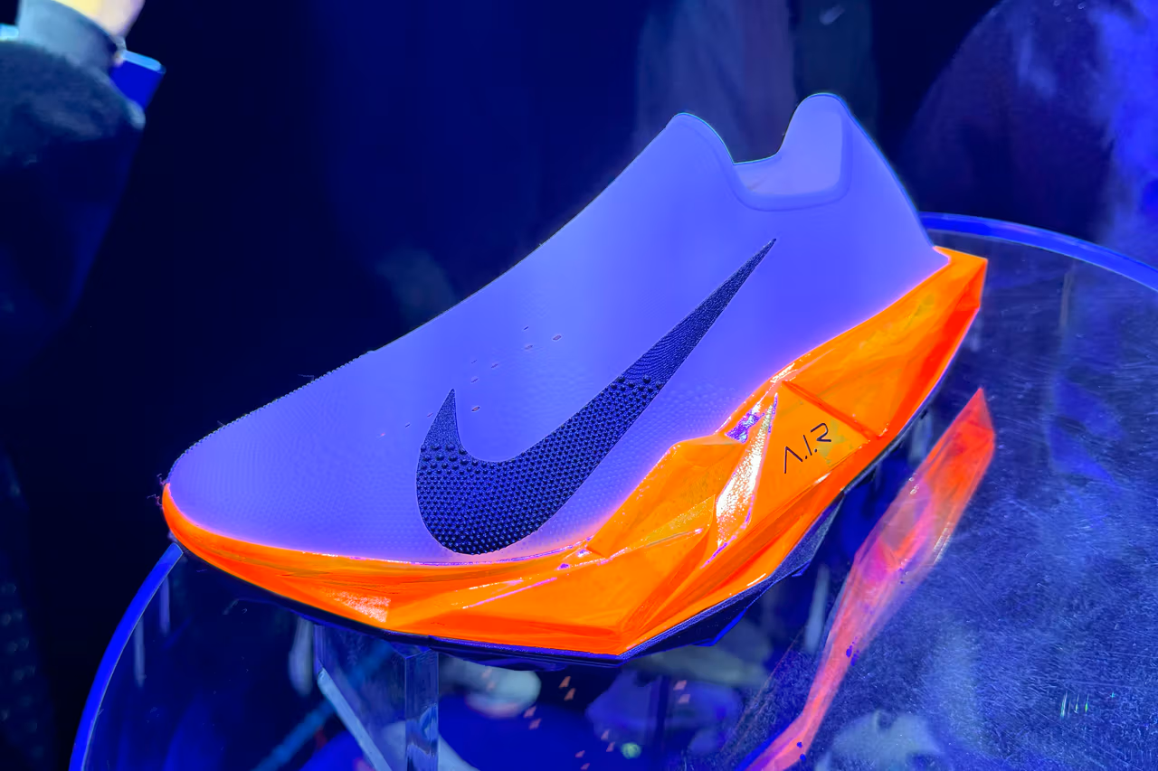 Nike a utilisé l'IA pour développer une collection d'entraîneurs A.I.R. pour les athlètes professionnels avant les Jeux olympiques de Paris.-4