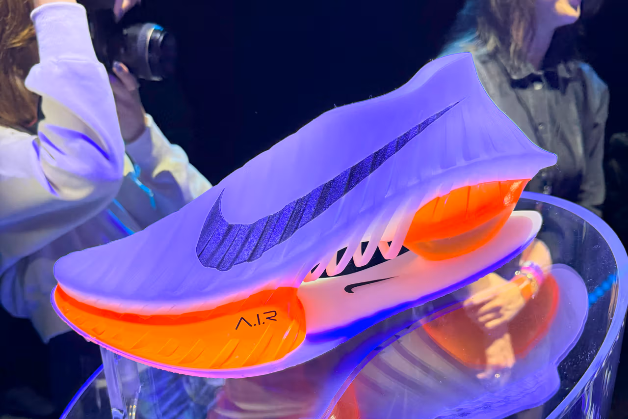 Nike a utilisé l'IA pour développer une collection d'entraîneurs A.I.R. pour les athlètes professionnels avant les Jeux olympiques de Paris.-5