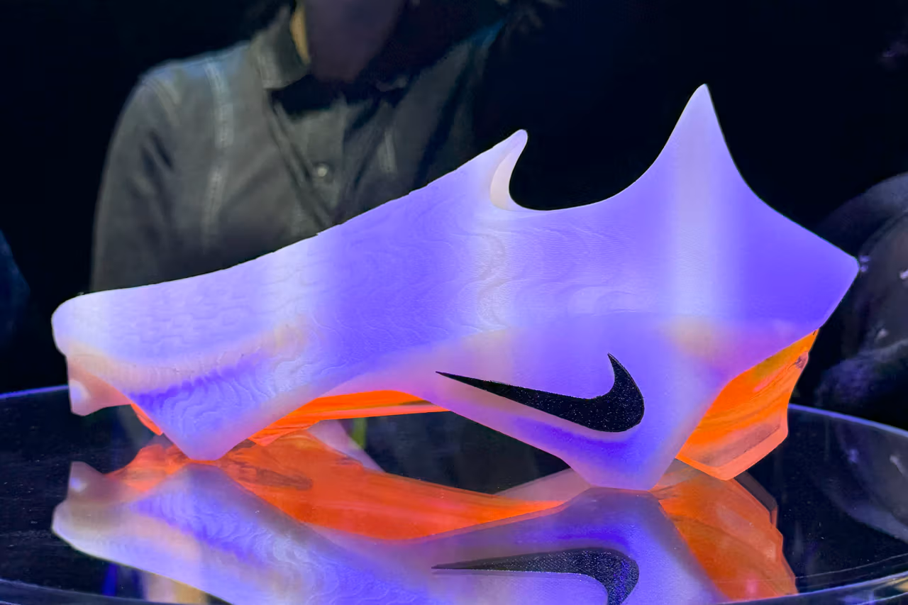 Nike a utilisé l'IA pour développer une collection d'entraîneurs A.I.R. pour les athlètes professionnels avant les Jeux olympiques de Paris.-10