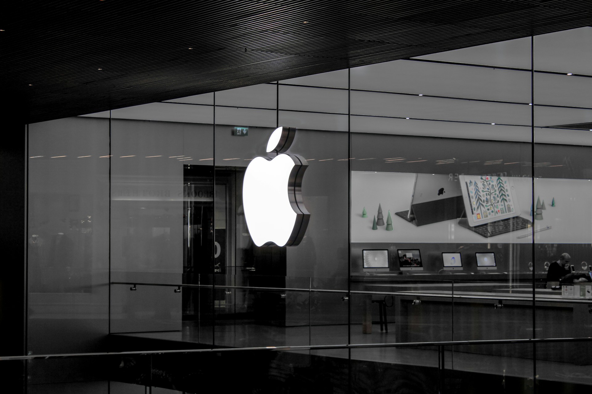 Apple a racheté une start-up française qui crée des technologies d'IA et de vision par ordinateur - Média