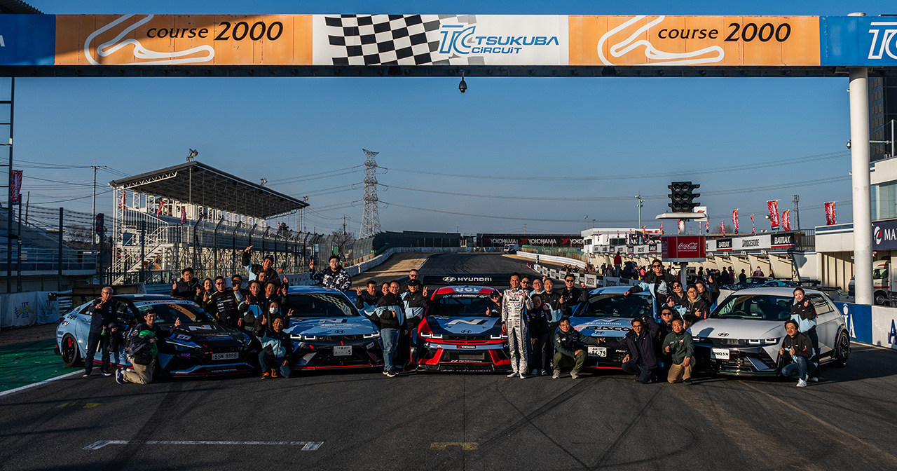 Hyundai IONIQ 5 N aux courses. Hyundai IONIQ 5 N aux courses.