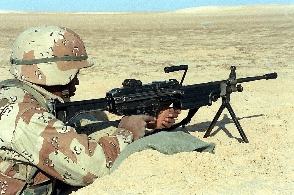 M249 pendant la guerre du Golfe. Illustration : Reddit