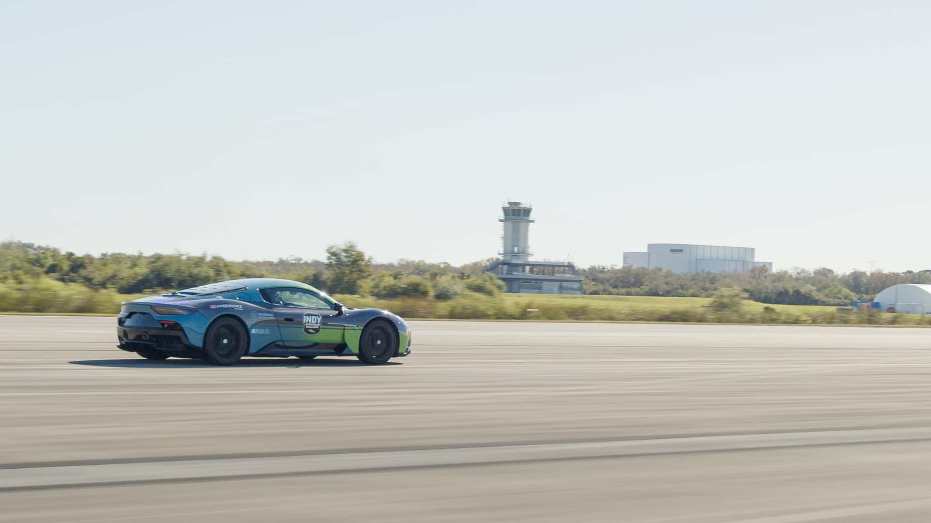 Maserati MC20 en mouvement
