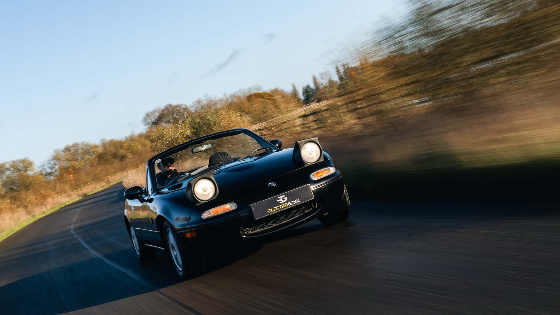 Mazda MX-5 NA électrifiée - vue d'ensemble