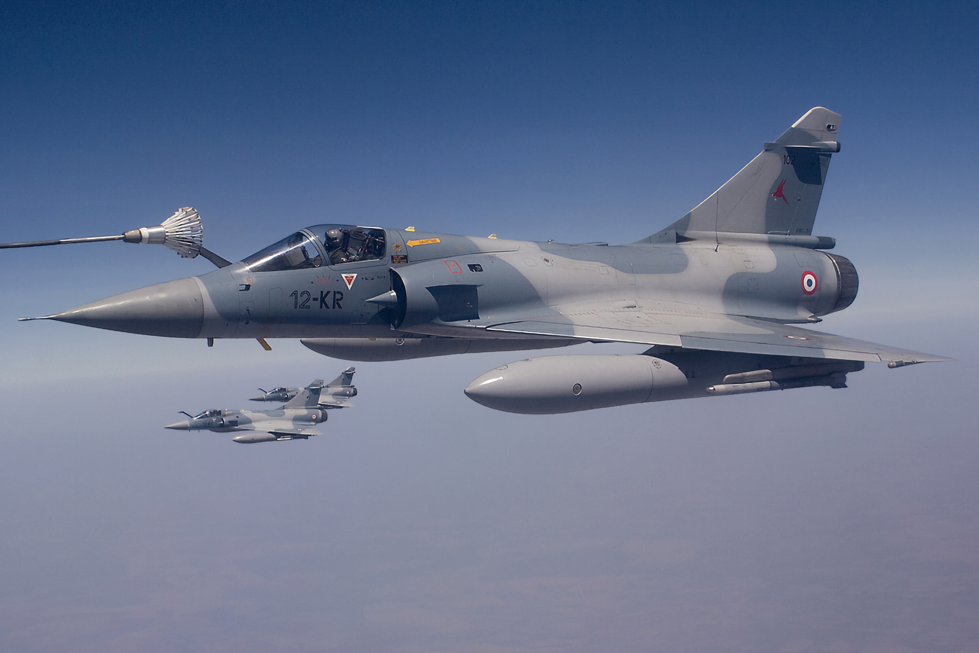 L'Ukraine et la France discutent de la livraison de chasseurs Mirage 2000D pouvant transporter des missiles de croisière Storm Shadow et SCALP EG.