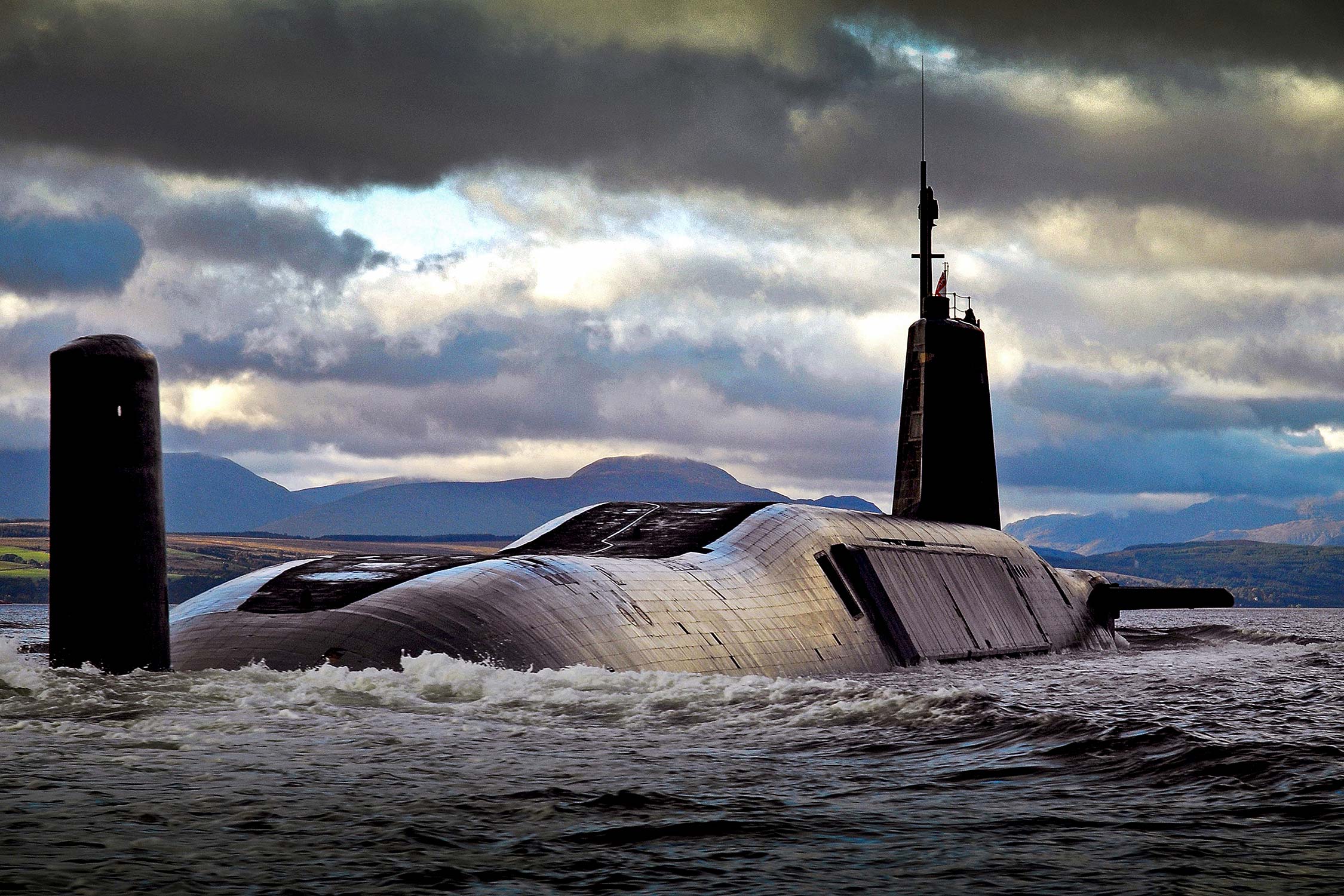 HMS Vengeance, sous-marin de classe Vanguard