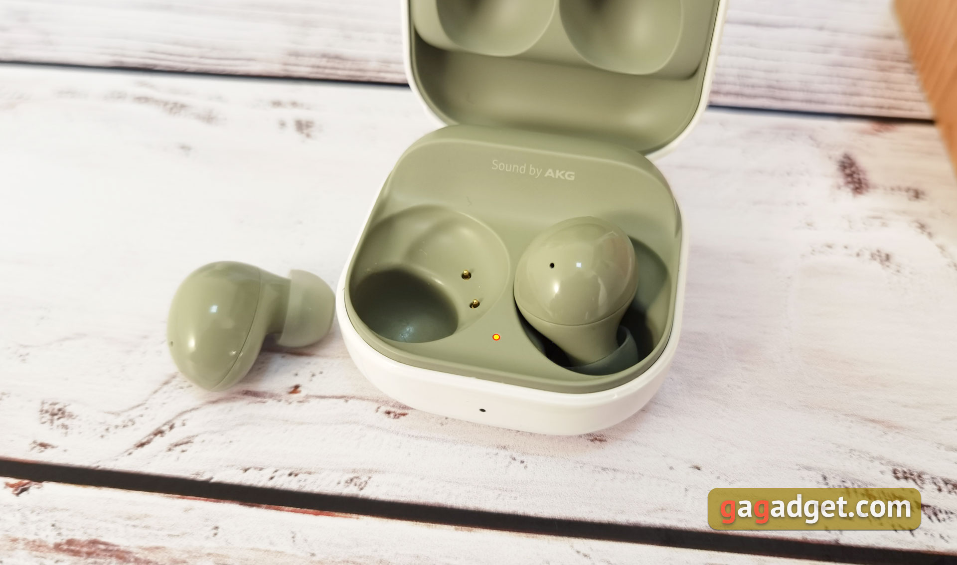 Critique du Samsung Galaxy Buds2: écouteurs miniatures TWS avec annulation active du bruit-11 Critique du Samsung Galaxy Buds2: écouteurs miniatures TWS avec annulation active du bruit-11