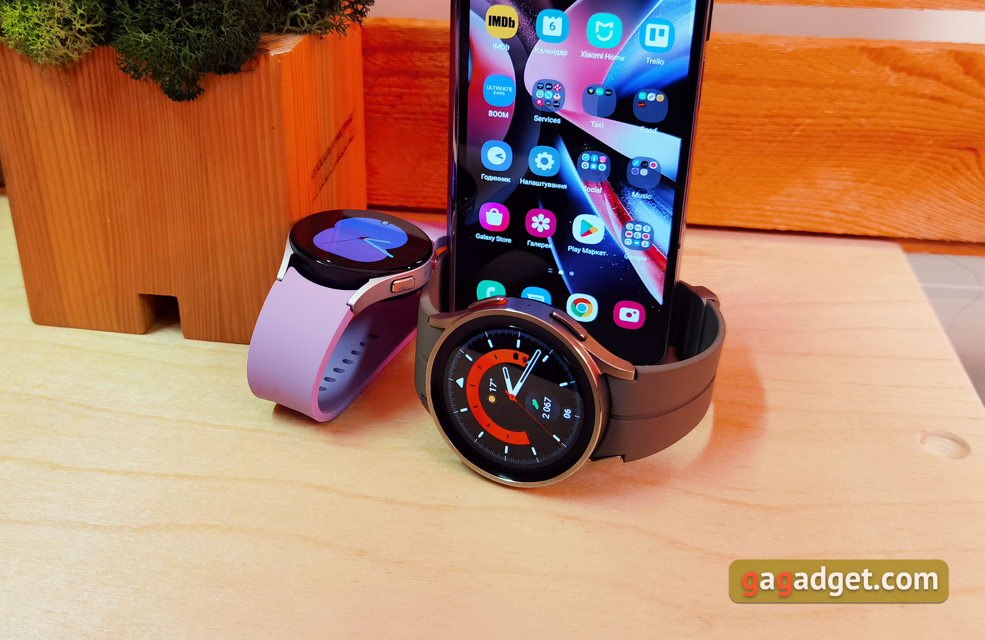 Examen de la Samsung Galaxy Watch5 Pro et de la Watch5 : plus d'autonomie, moins de lunette physique Examen de la Samsung Galaxy Watch5 Pro et de la Watch5 : plus d'autonomie, moins de lunette physique