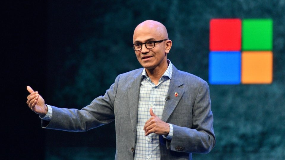 Le directeur de Microsoft défend l'investissement dans l'OpenAI dans un contexte d'examen par l'UE et le Royaume-Uni Le directeur de Microsoft défend l'investissement dans l'OpenAI dans un contexte d'examen par l'UE et le Royaume-Uni