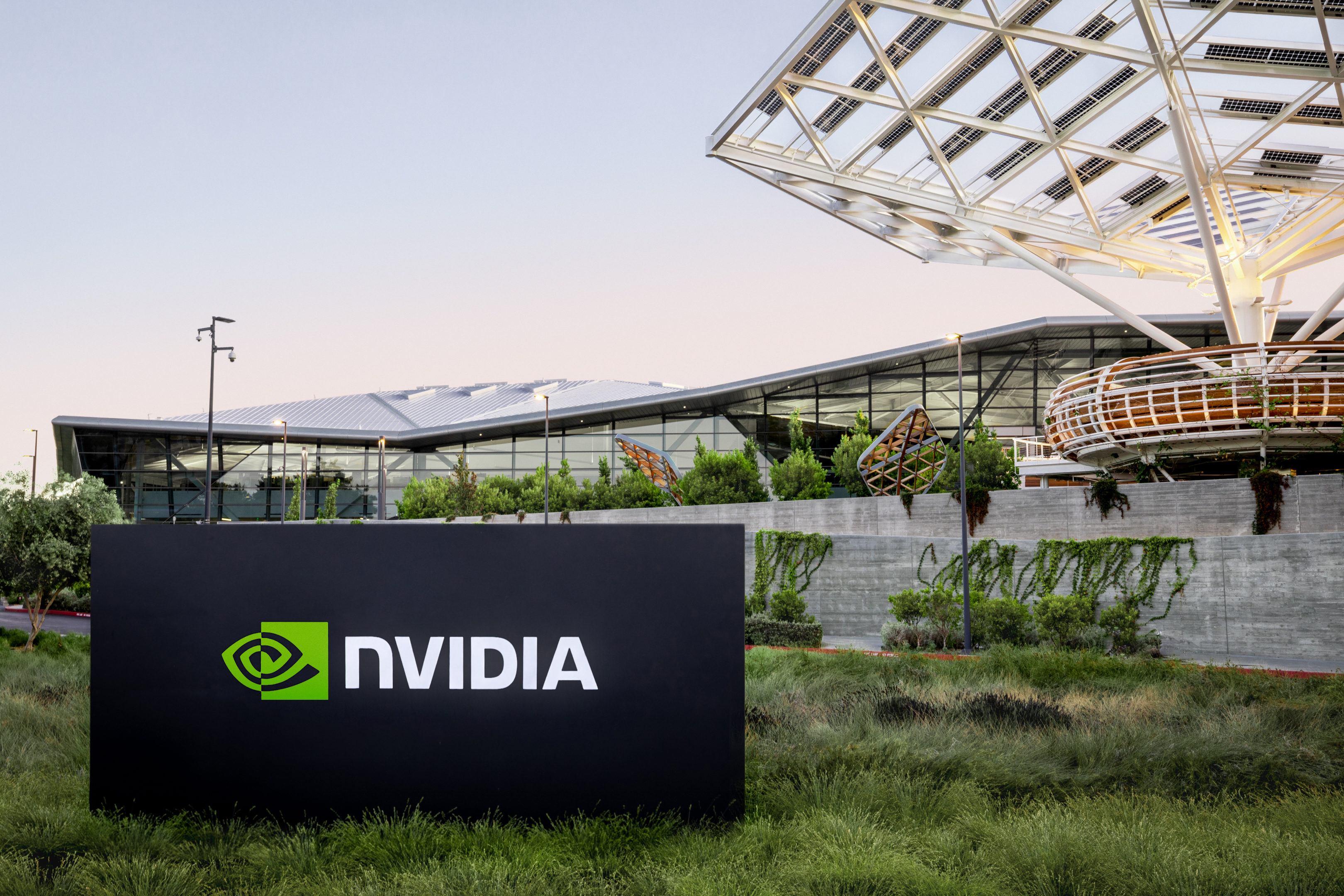 La valeur de marché de NVIDIA dépasse pour la première fois les 2 000 milliards de dollars dans un contexte d'engouement pour l'IA La valeur de marché de NVIDIA dépasse pour la première fois les 2 000 milliards de dollars dans un contexte d'engouement pour l'IA